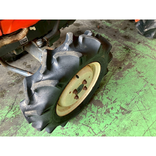 Tracteur Kubota GB155 696h