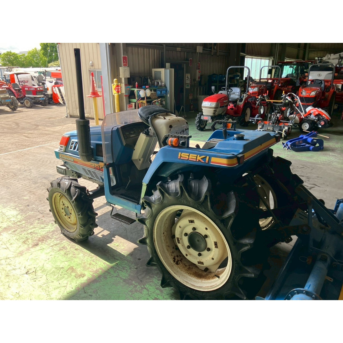 Tracteur Iseki TU240F 1975h