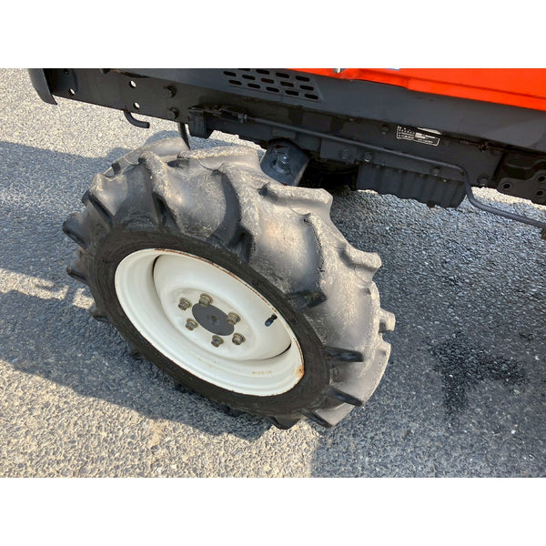 Tracteur Ninomoto NX240D 886h