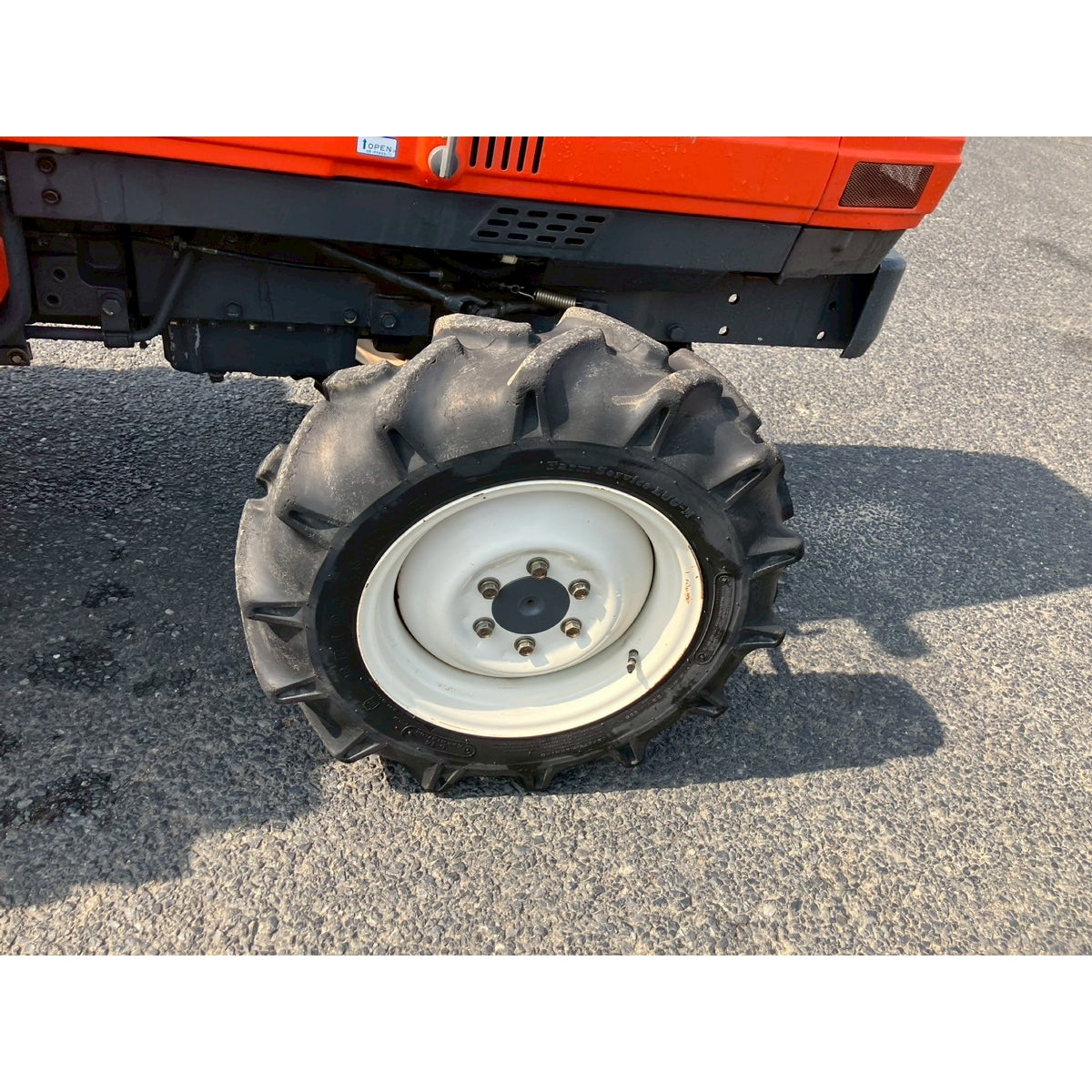 Tracteur Ninomoto NX240D 886h