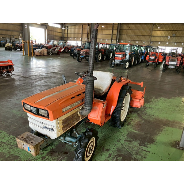 Tracteur Kubota B1600D 1140h