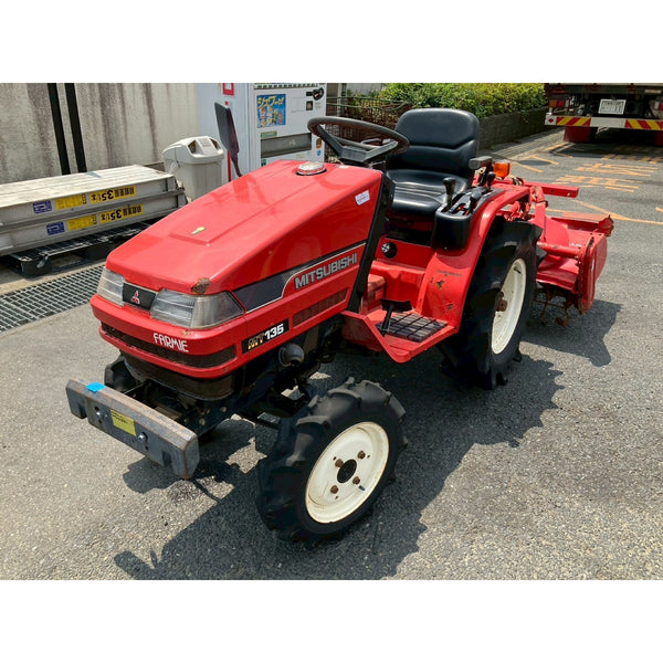 Tracteur Mitsubishi MT135 189h