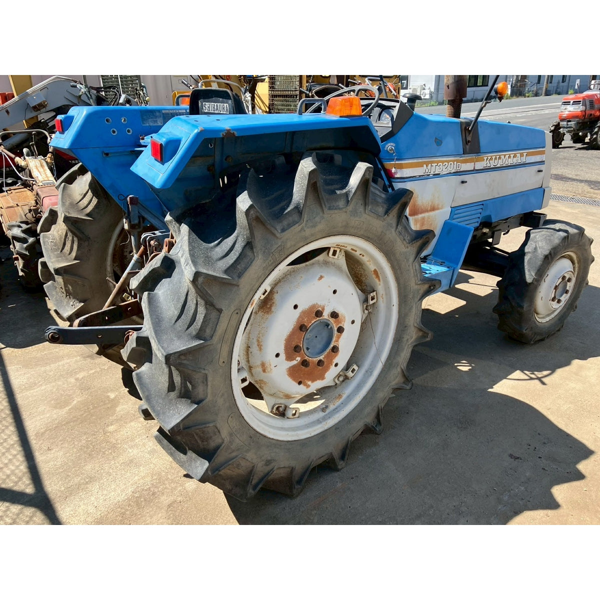 Tracteur Mitsubishi MT3201D 1606h