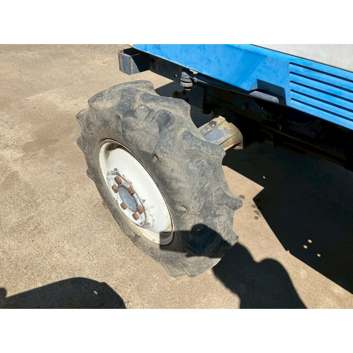 Tracteur Mitsubishi MT3201D 1606h