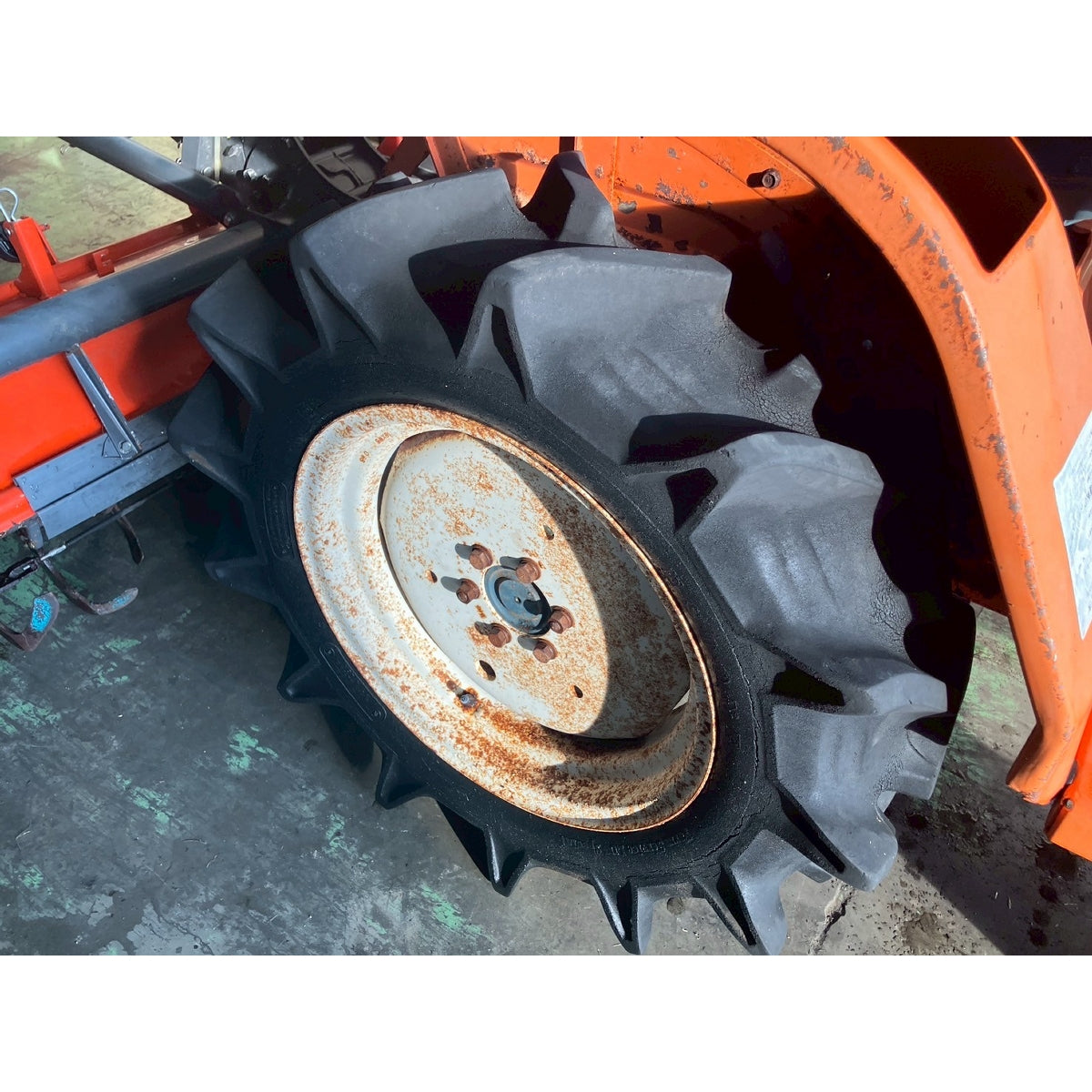 Tracteur Kubota B1-15D 935h