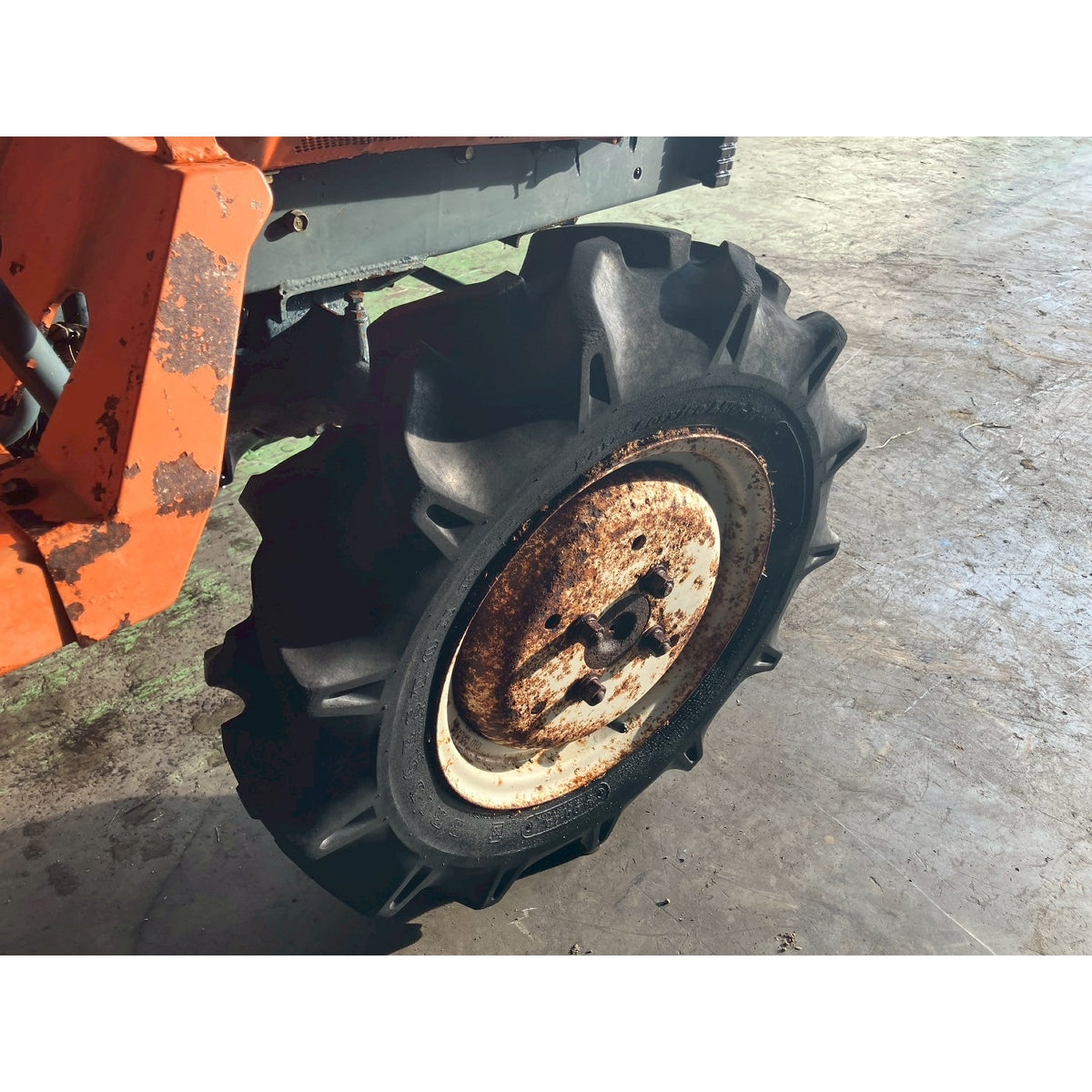 Tracteur Kubota B1-15D 935h