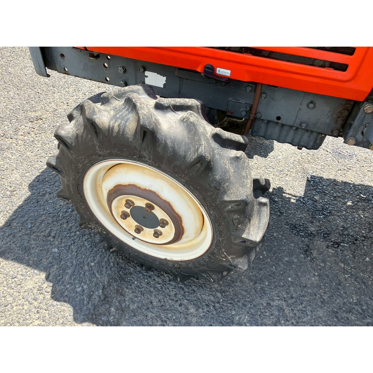 Tracteur Kubota L1-215D 1210h