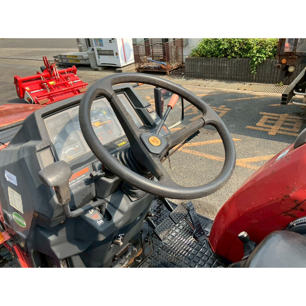 Tracteur Mitsubishi MT266 2030h