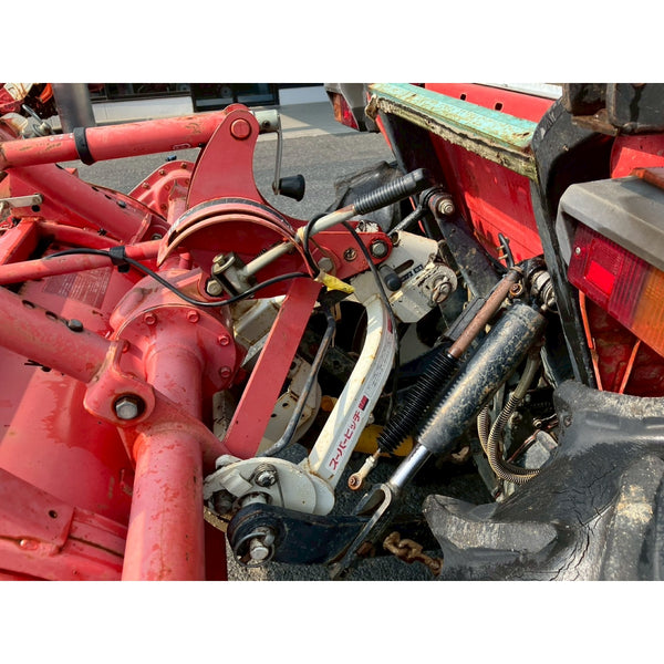Tracteur Mitsubishi MT266 2030h