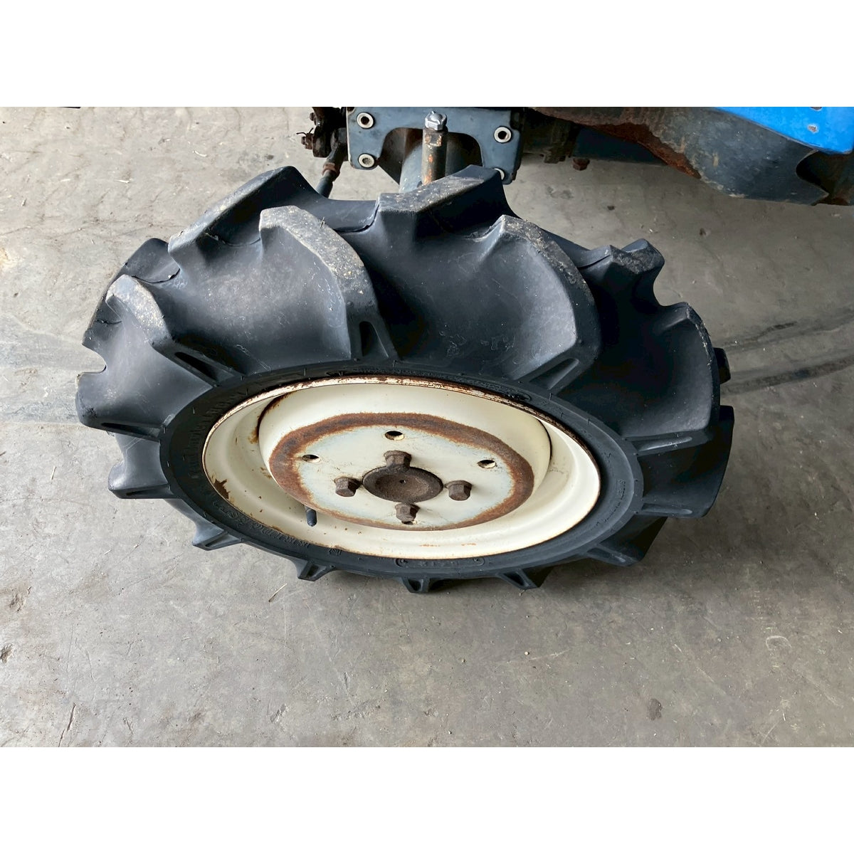 Tracteur Iseki TU130F 976h