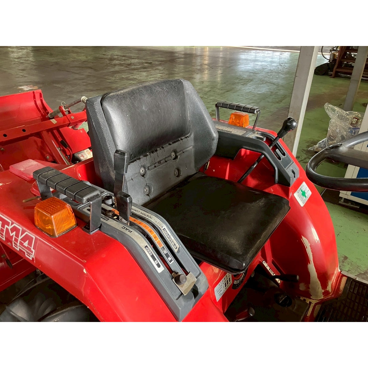Tracteur Mitsubishi MT14 1055h