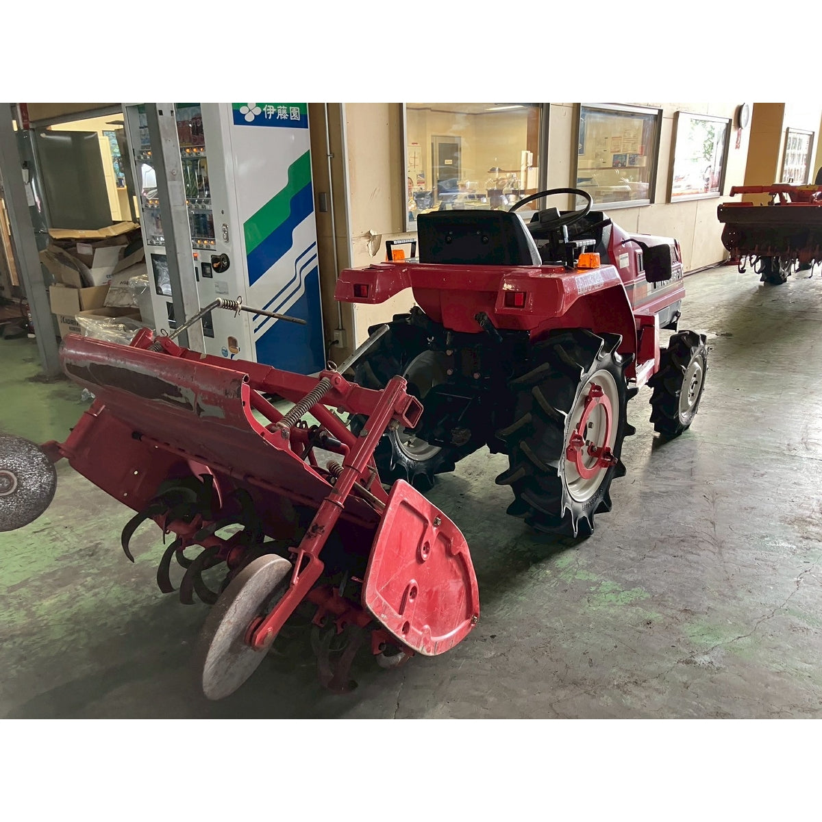 Tracteur Mitsubishi MT14 1055h