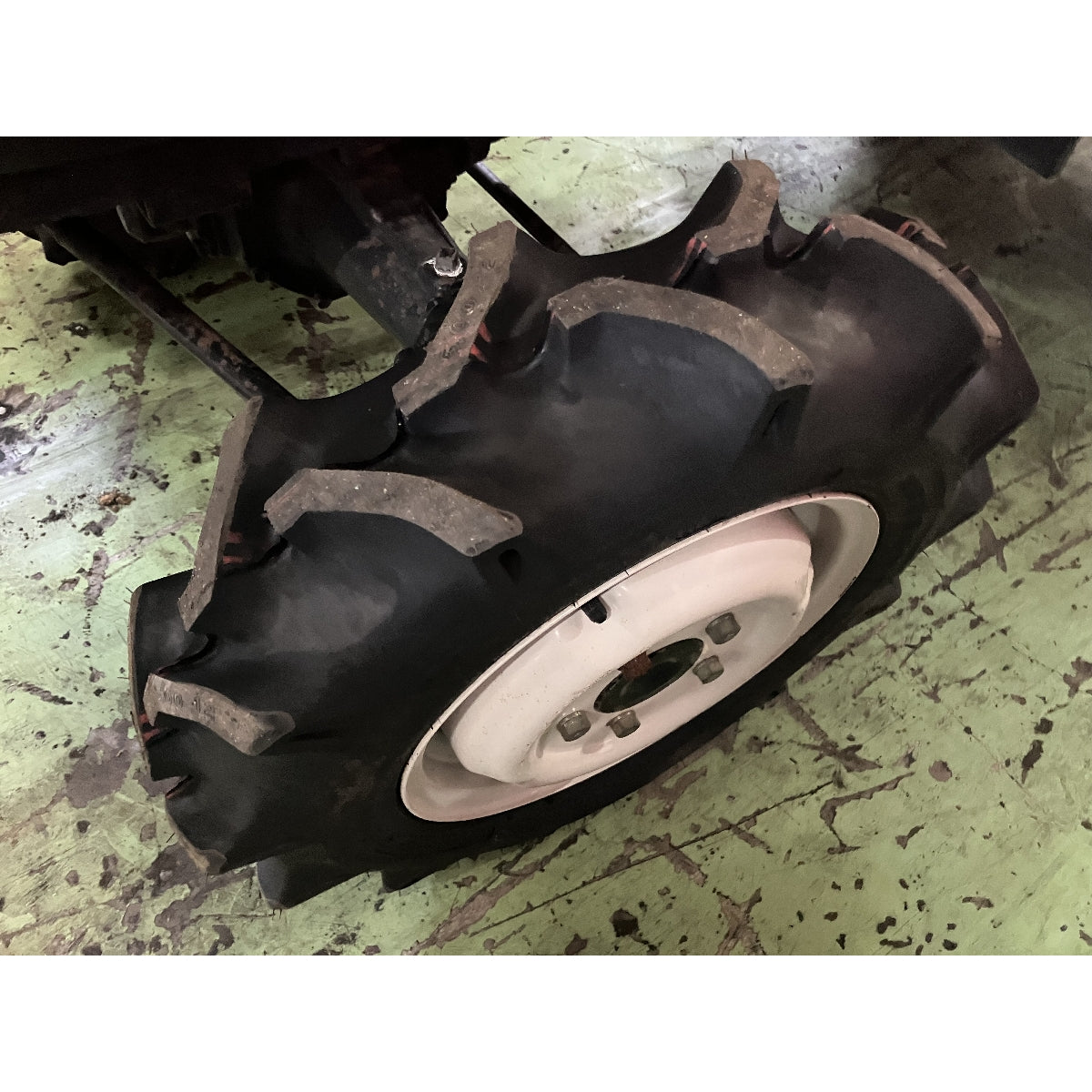 Tracteur Mitsubishi MT14 1055h