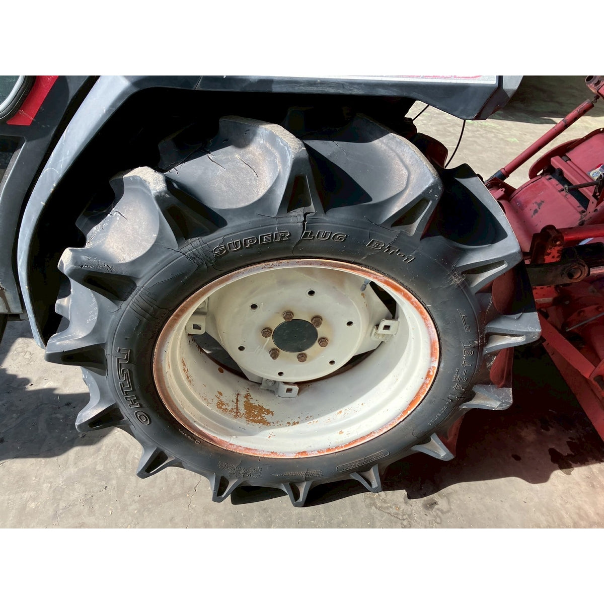 Tracteur Mitsubishi MT305D 819h