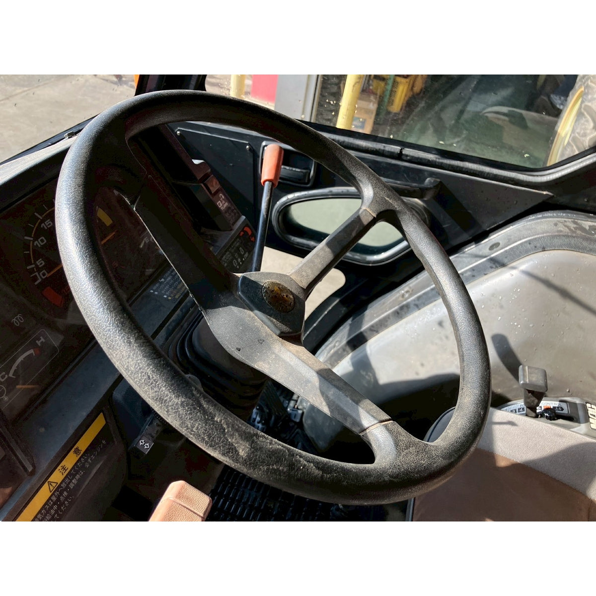 Tracteur Mitsubishi MT305D 819h