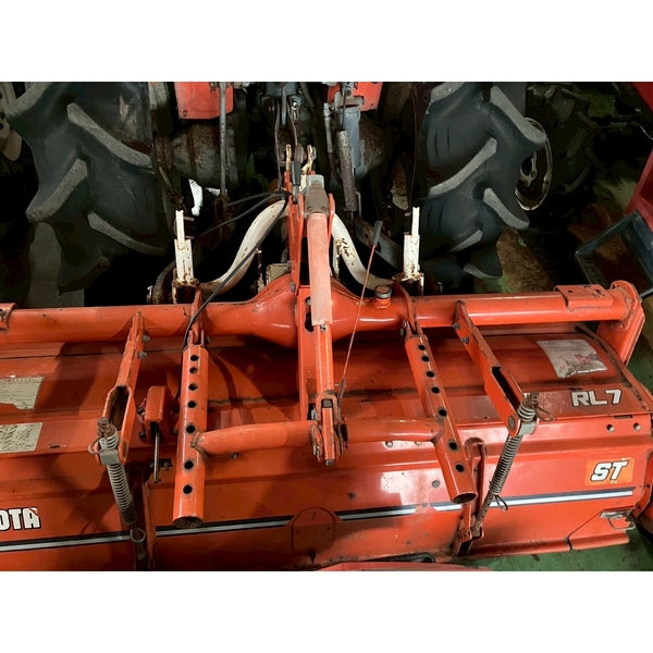 Tracteur Kubota L1-275D 2496h