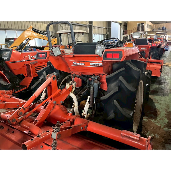 Tracteur Kubota L1-275D 2496h