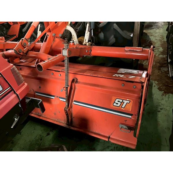 Tracteur Kubota L1-275D 2496h