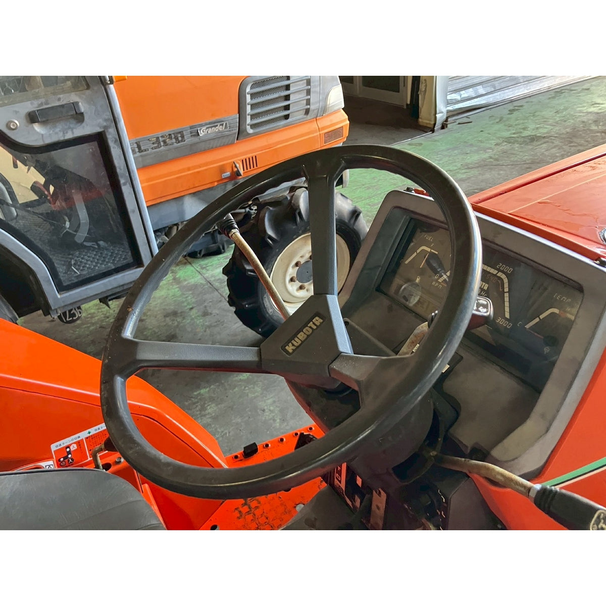 Tracteur Kubota L1-185D 985h