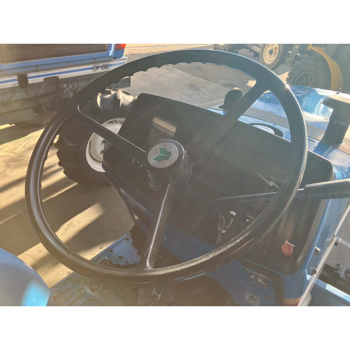 Tracteur Mitsubishi MT2201D 999h