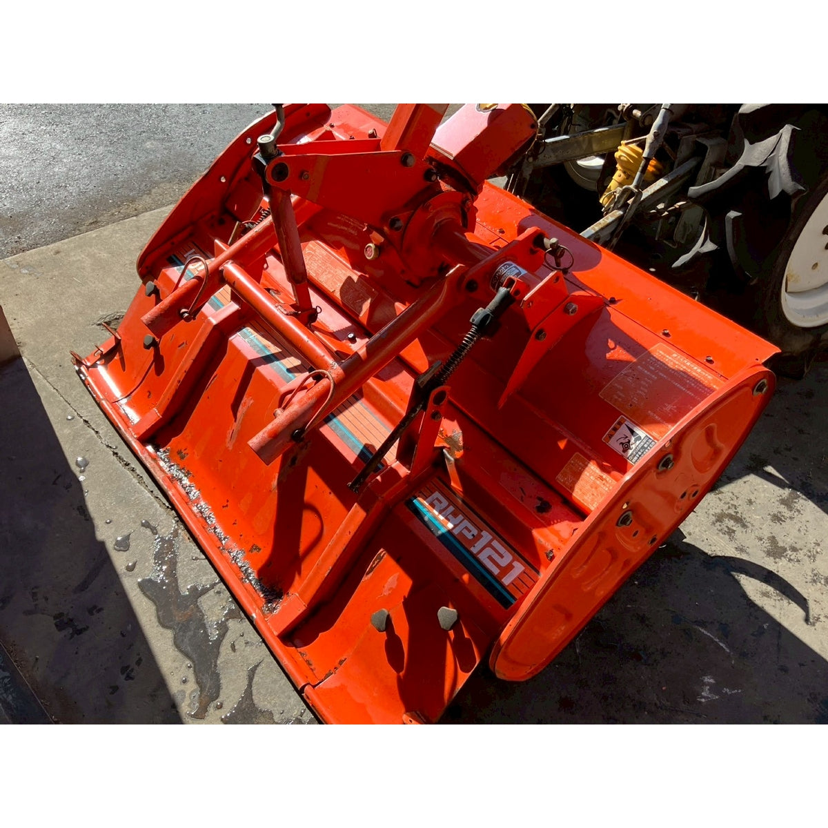 Tracteur Kubota A-19D 893h