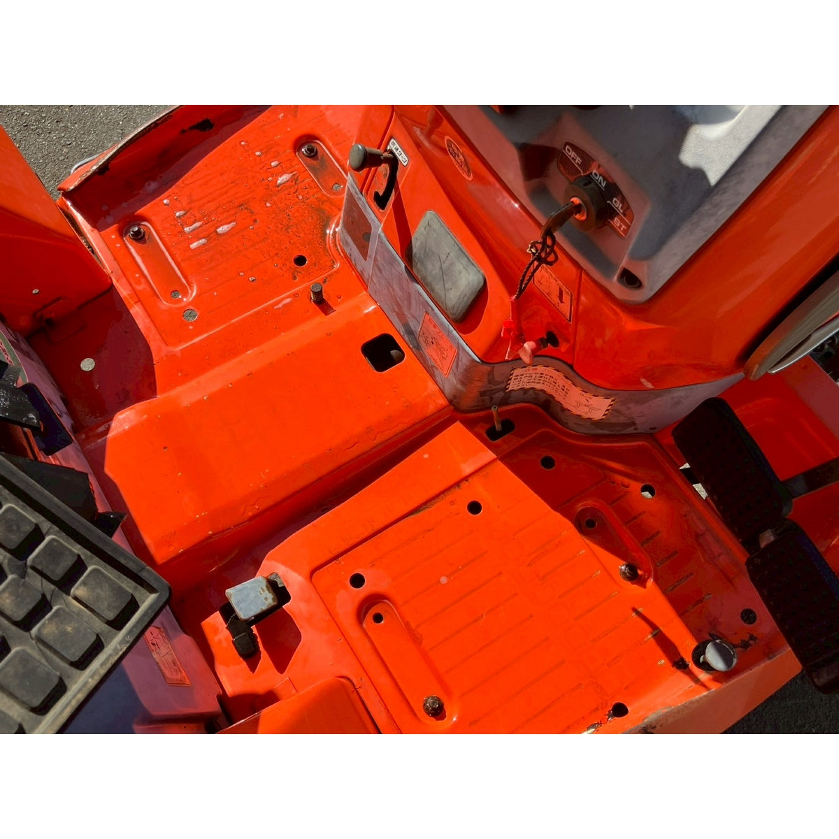 Tracteur Kubota A-19D 893h