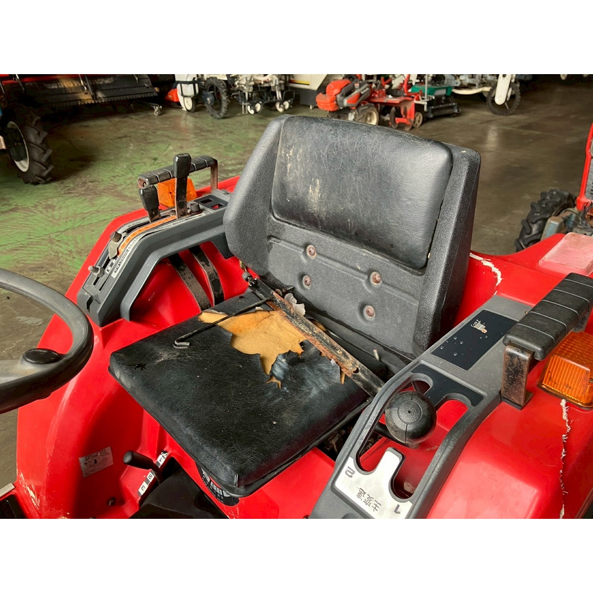 Tracteur Mitsubishi MT16S 1666h