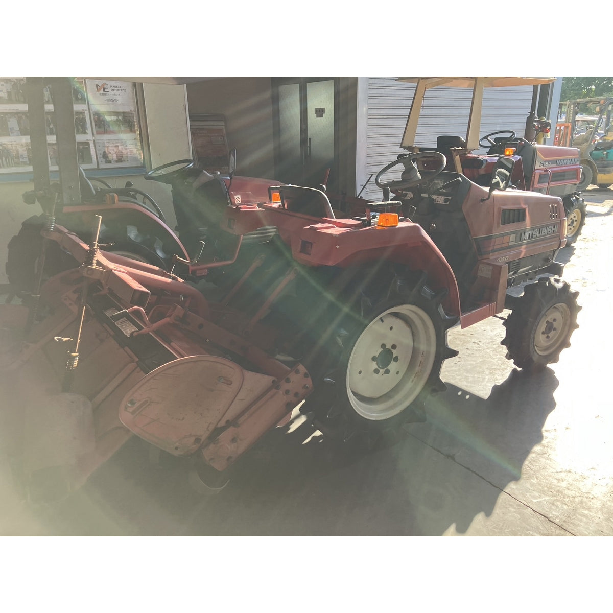 Tracteur Mitsubishi MT16D 860h