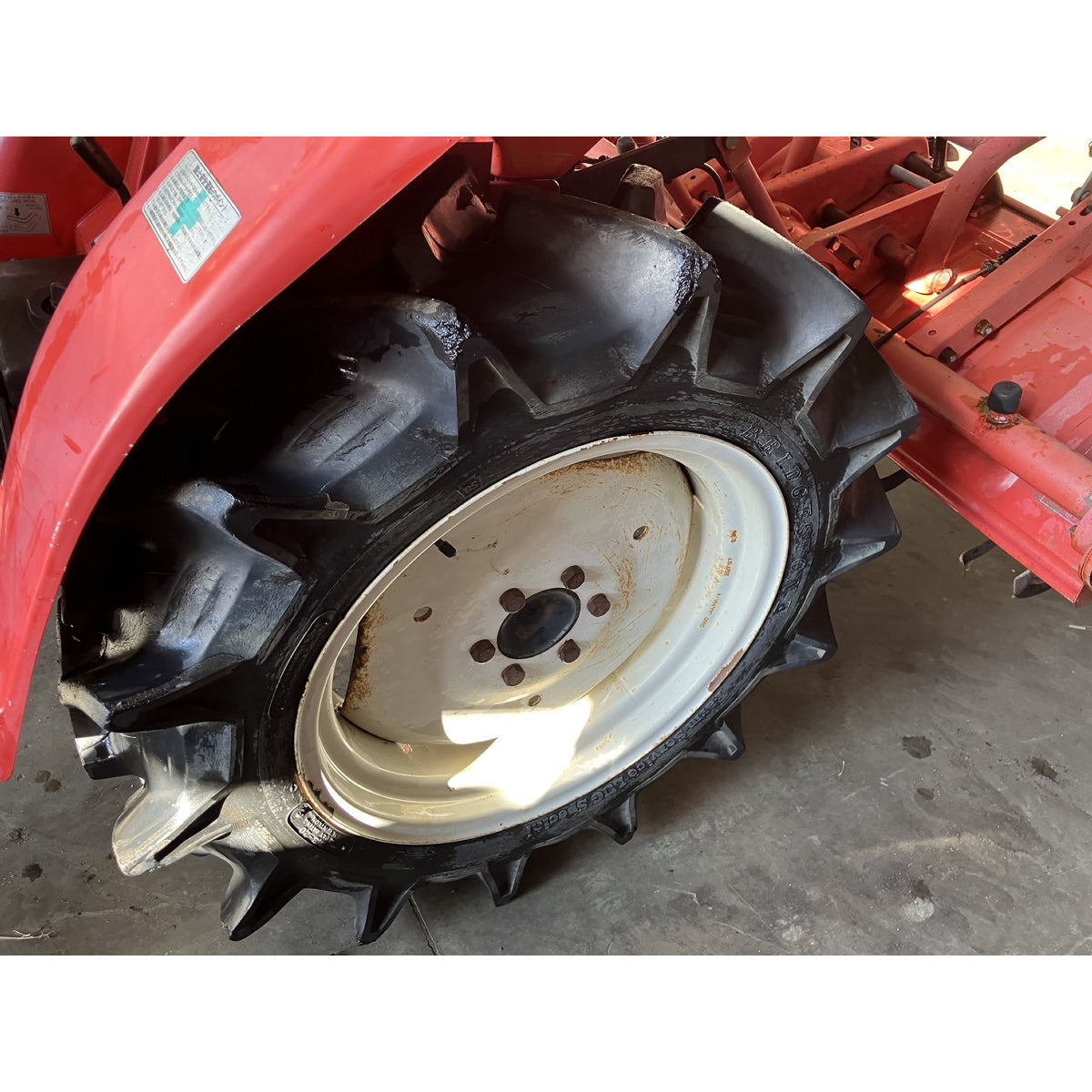 Tracteur Mitsubishi MT16D 860h