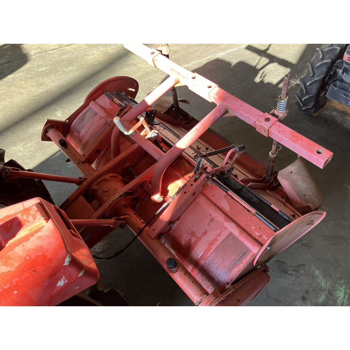 Tracteur Mitsubishi MT16D 860h