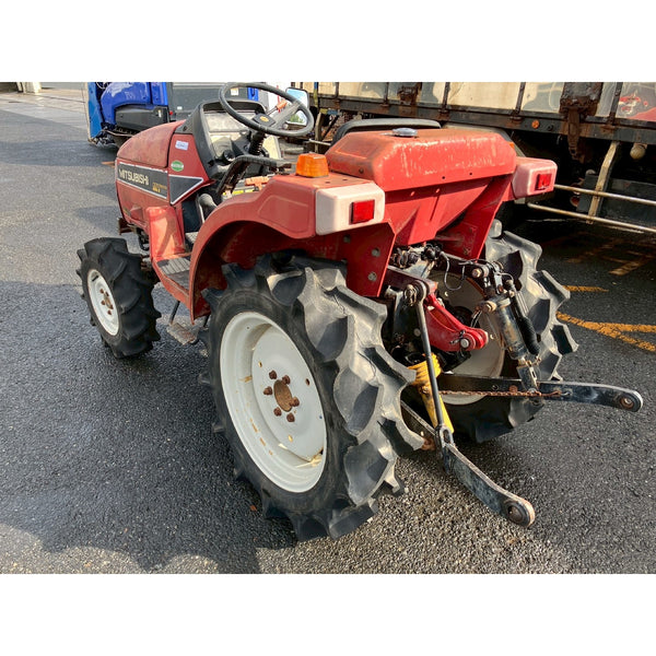 Tracteur Mitsubishi MT165 1927h