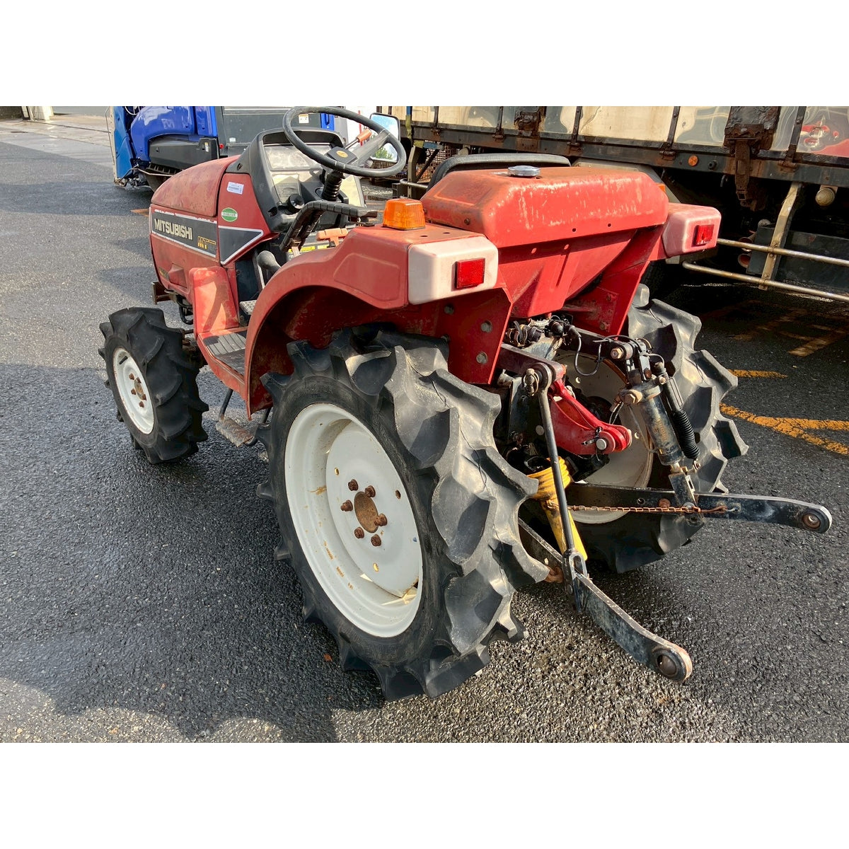Tracteur Mitsubishi MT165 1927h