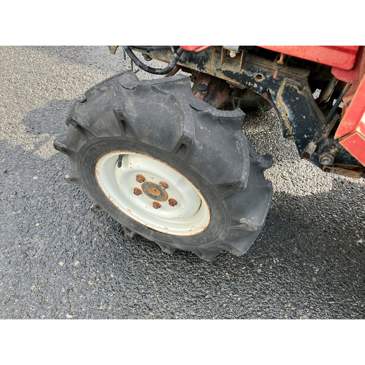 Tracteur Mitsubishi MT165 1927h
