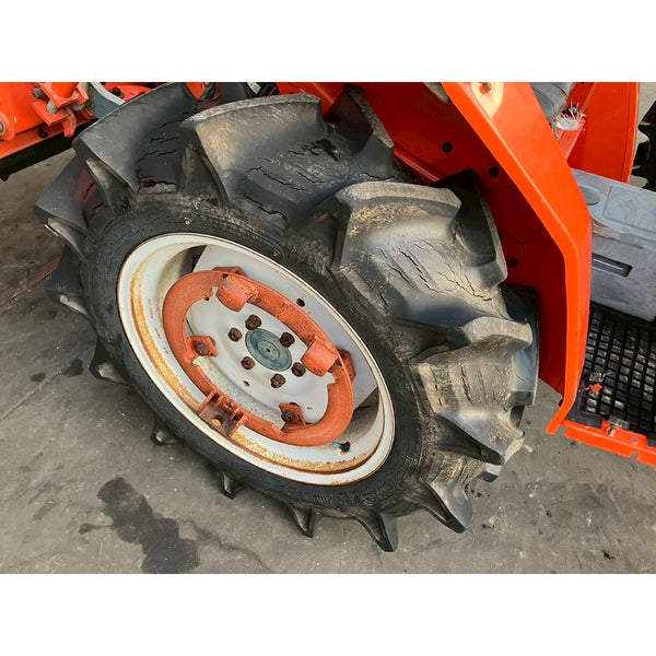 Tracteur Kubota L1-205D 588h