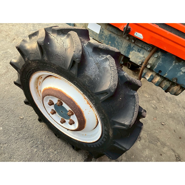 Tracteur Kubota L1-205D 588h