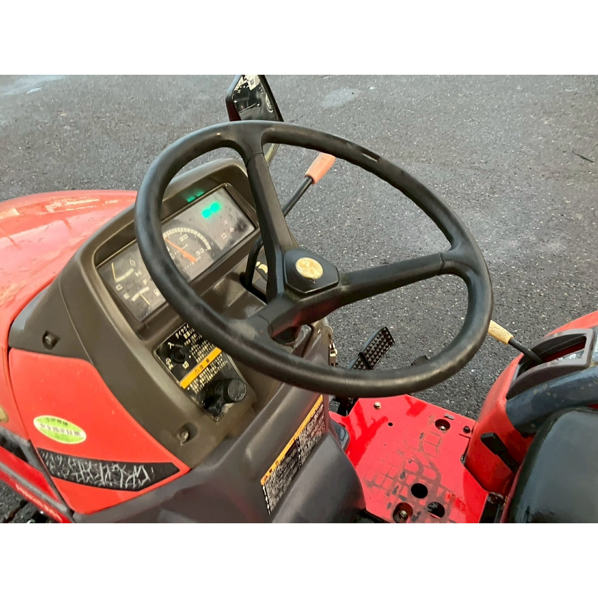 Tracteur Mitsubishi MT190D 777h