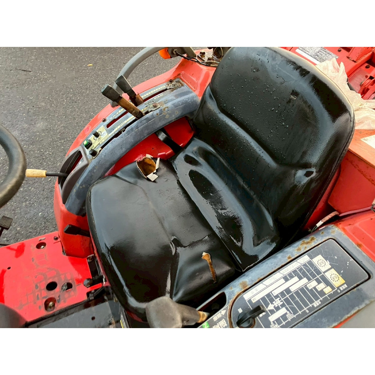 Tracteur Mitsubishi MT190D 777h