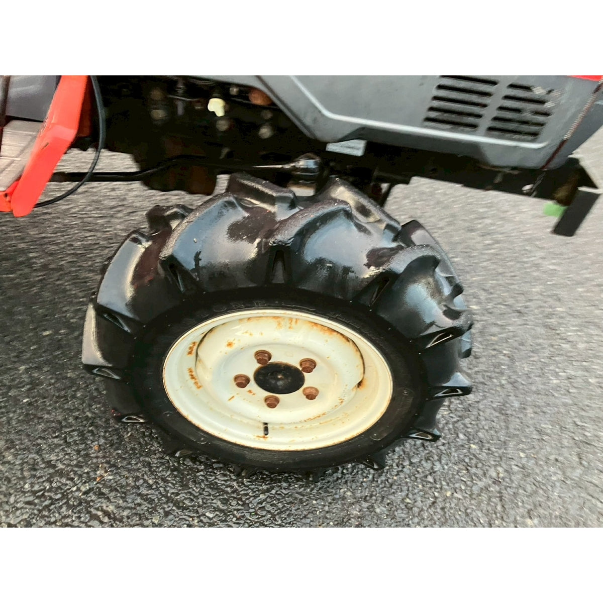 Tracteur Mitsubishi MT190D 777h