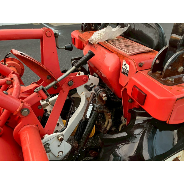 Tracteur Mitsubishi MT190D 777h