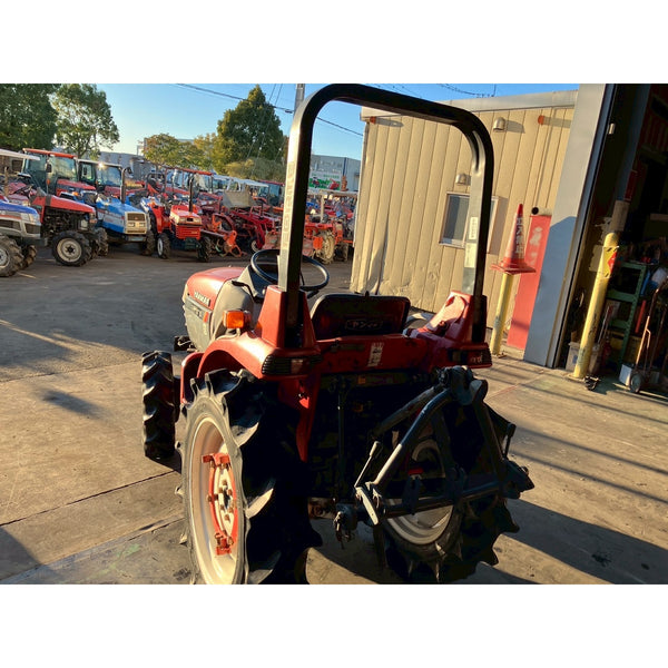 Tracteur Yanmar AF18D 821h