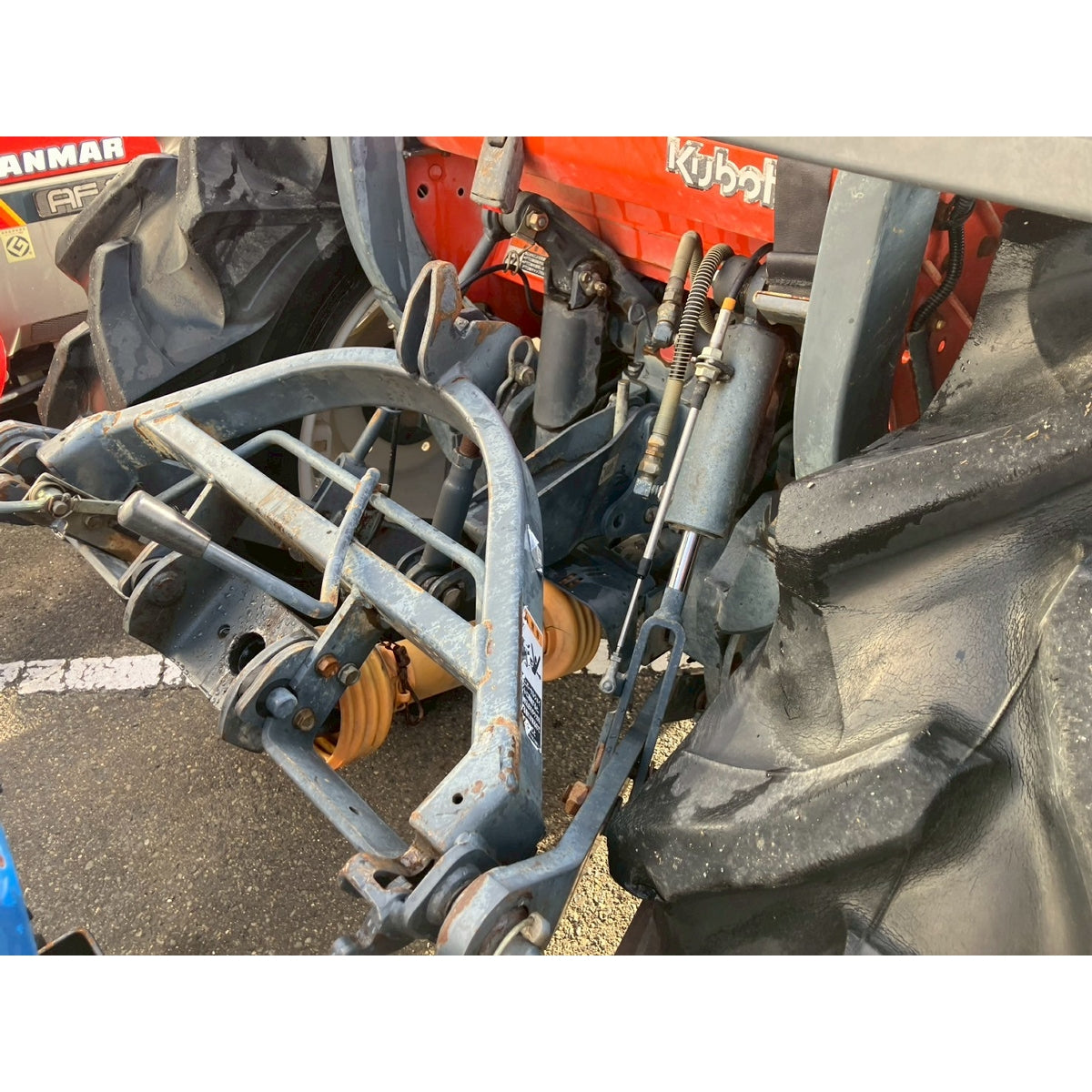 Tracteur Kubota KL33 1074h