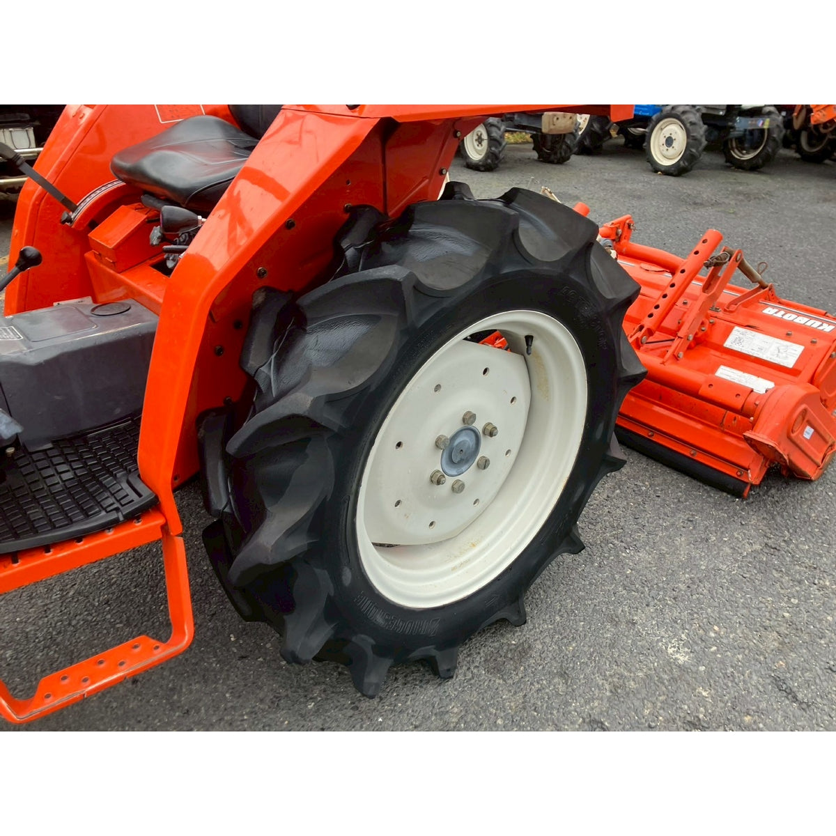 Tracteur Kubota L1-215 871h