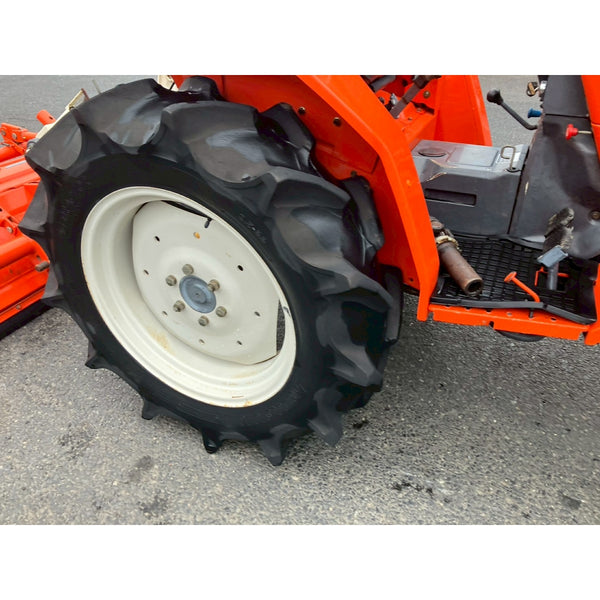 Tracteur Kubota L1-215 871h