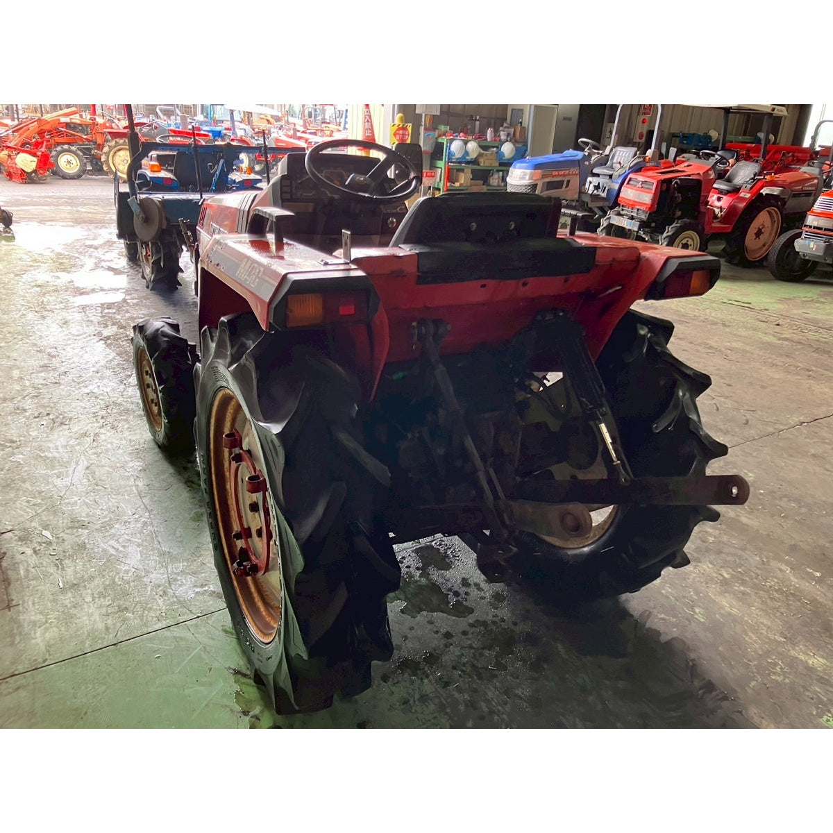 Tracteur Mitsubishi MT22D 2042h