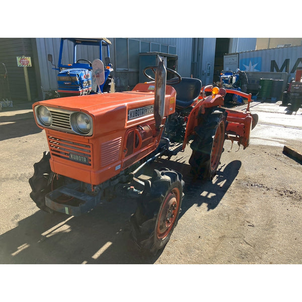 Tracteur Kubota L2201 666h