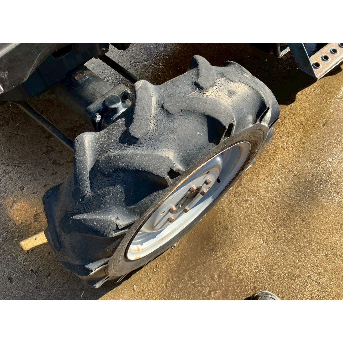 Tracteur Iseki TG27F 1204h