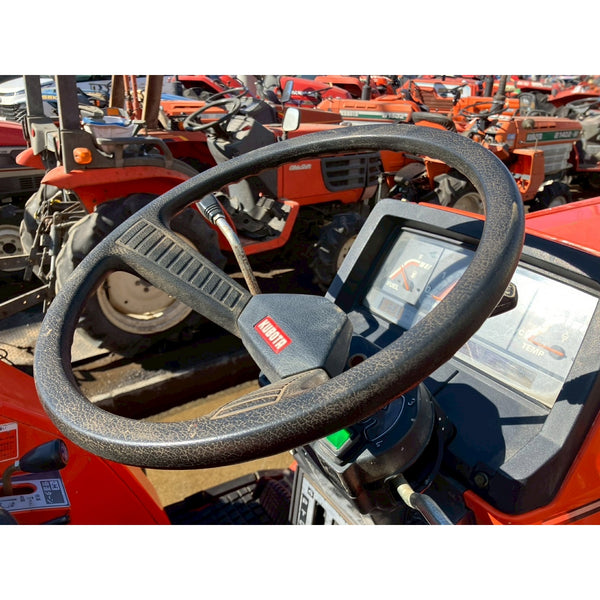 Tracteur Kubota L1-215D 895h
