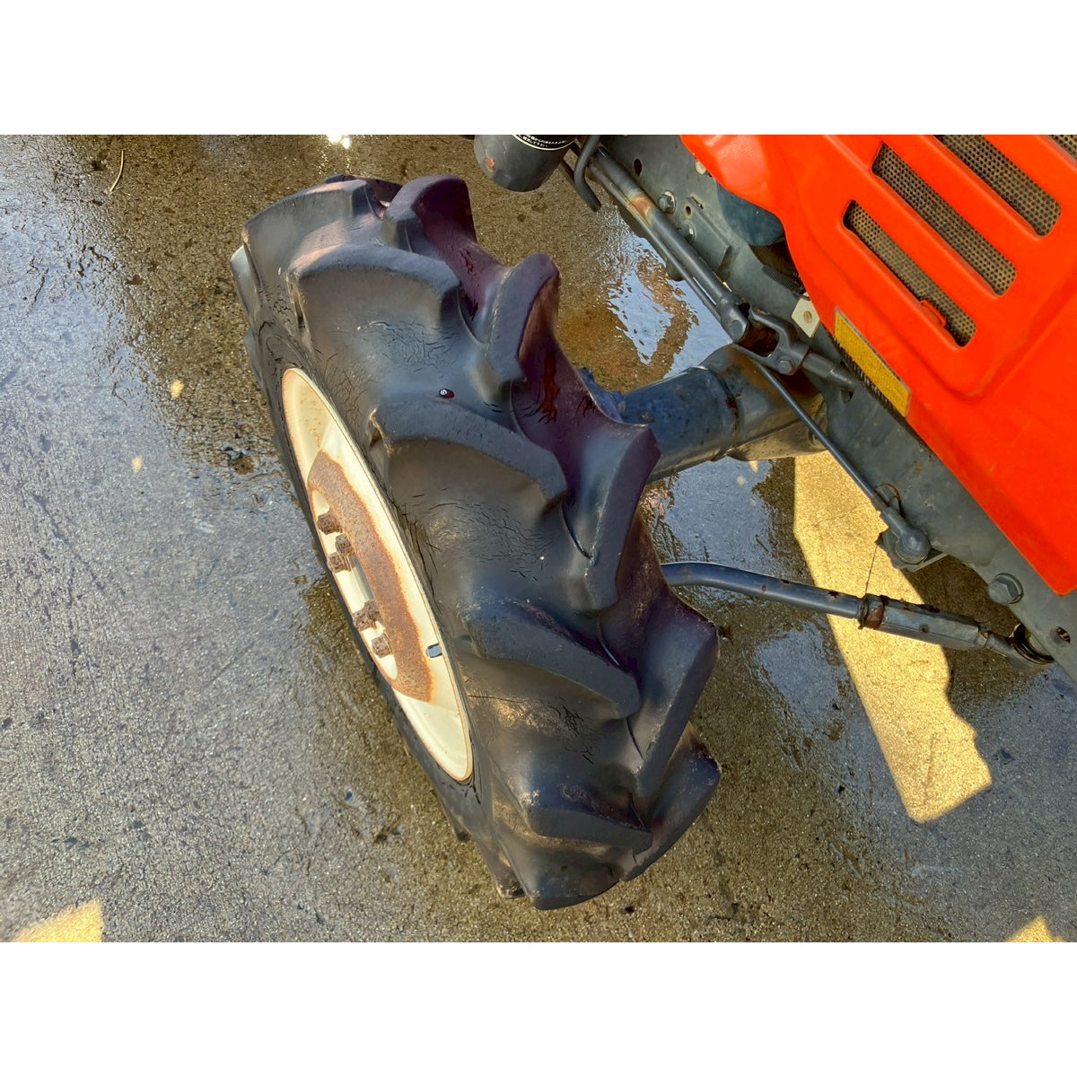 Tracteur Kubota L1-215D 895h