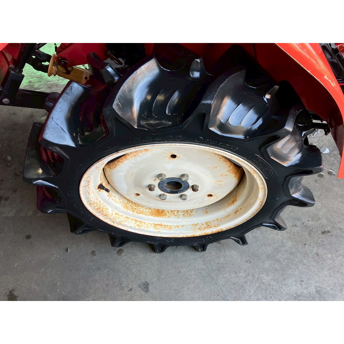 Tracteur Mitsubishi MT17 270h