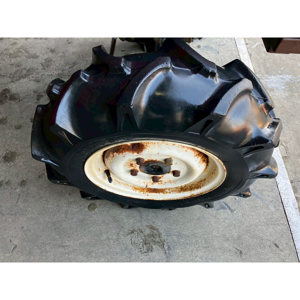 Tracteur Mitsubishi MT17 270h